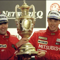 9340 Был Чемпионом Ралли World 2001 года, Гонщик Ричард Александр Бернс.
