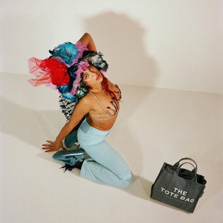 Больше цвета: дочь Мадонны Лурдес Леон в рекламной кампании весенней коллекции Marc Jacobs