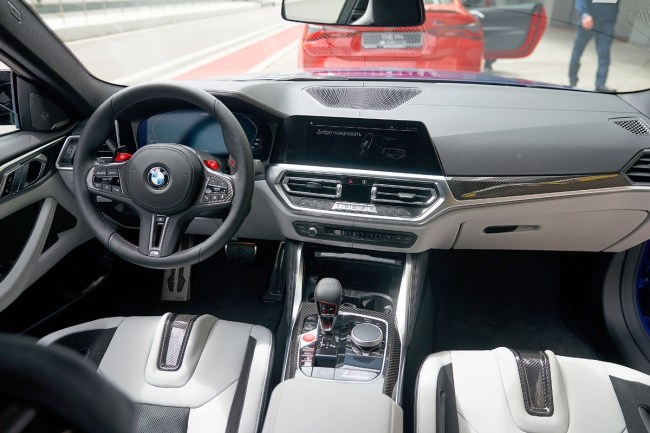 Эмуляция: что не так с новой BMW M4?. BMW M4 Coupe (G82)