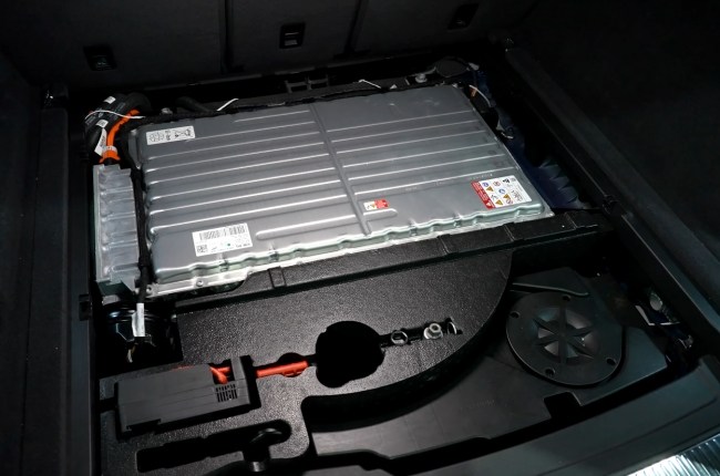 Volkswagen Touareg R батарея