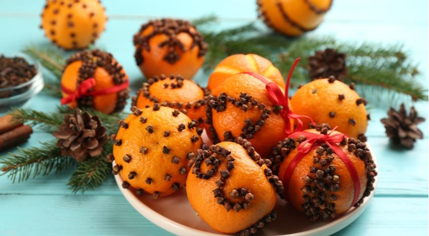 мандариновые шарики с гвоздикой