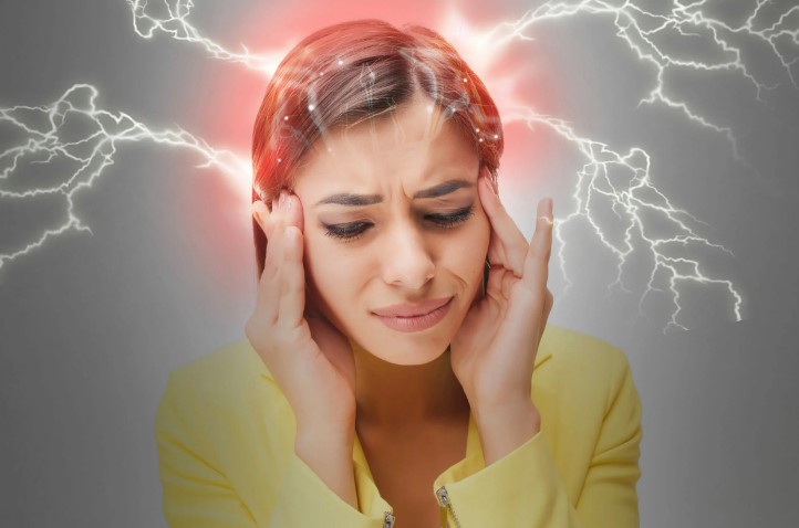 Причины возникновения мигрени. Симптоматика патологии